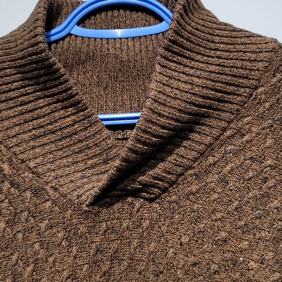 Mens Sweater - Picture 2 of 3